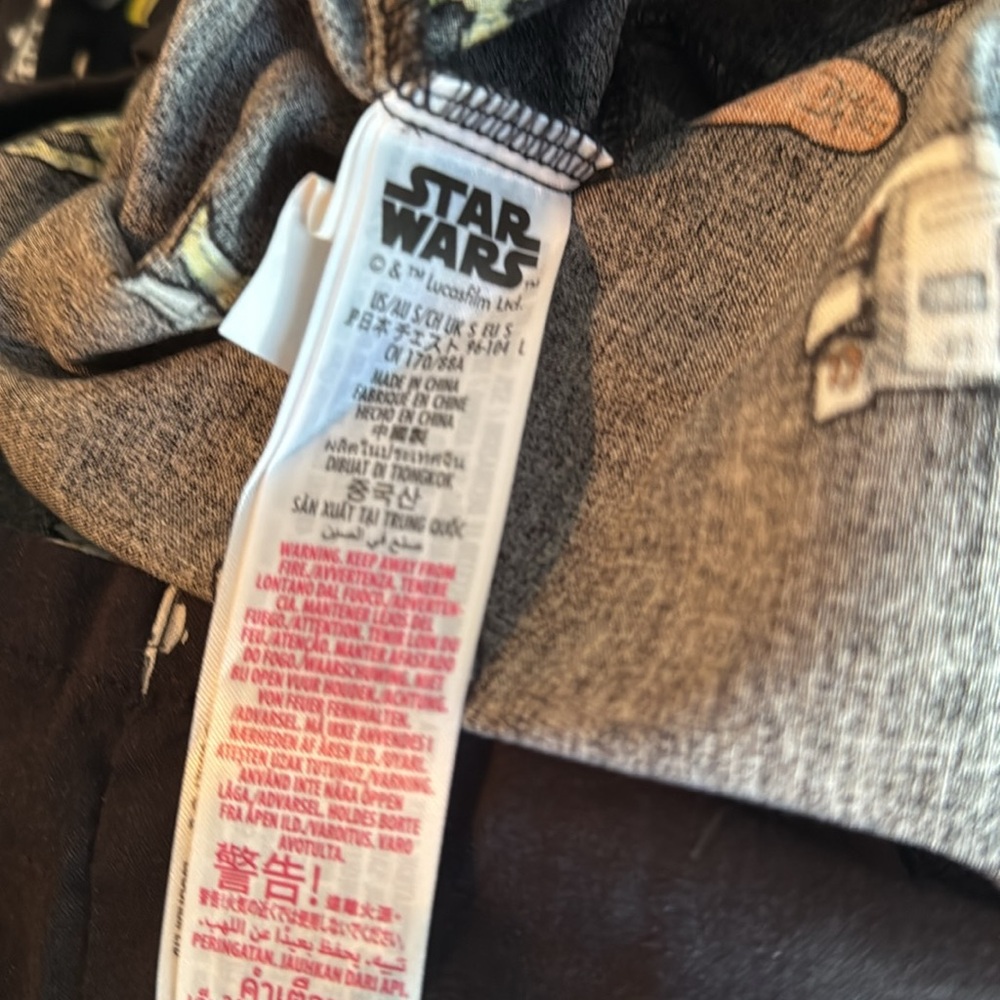 Star Wars Black and Yellow Casual Button Down Shirt - Picture 4 of 5
